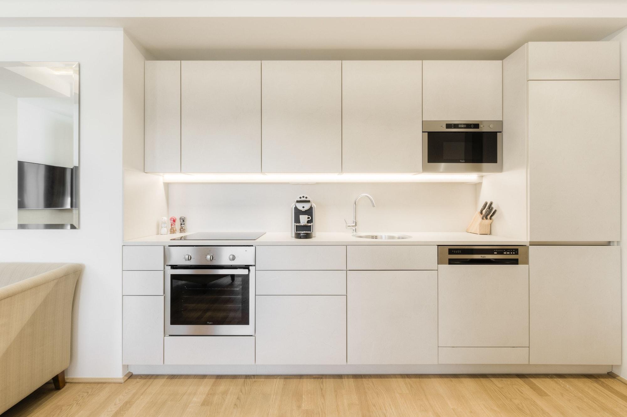 Vienna Grand Apartments Danube Екстериор снимка