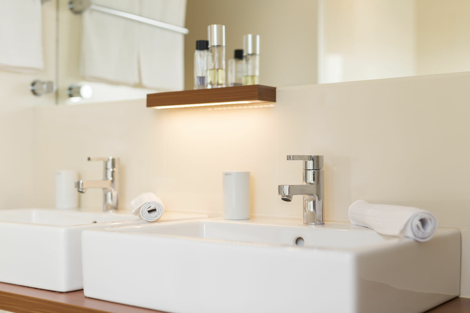 Vienna Grand Apartments Danube Екстериор снимка