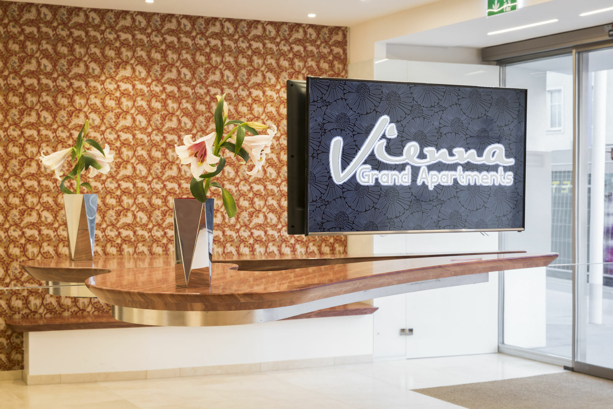 Vienna Grand Apartments Danube Екстериор снимка