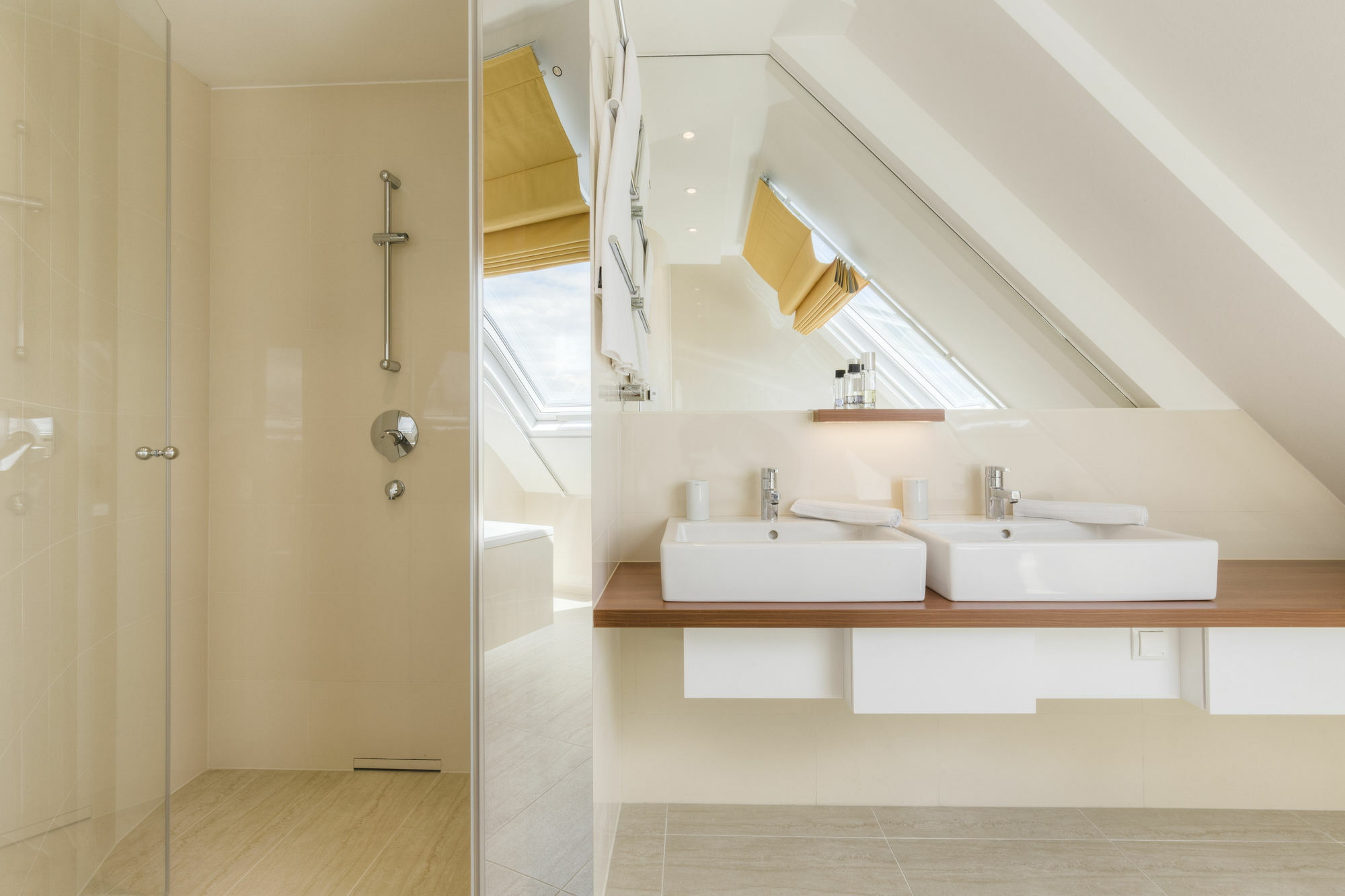 Vienna Grand Apartments Danube Екстериор снимка